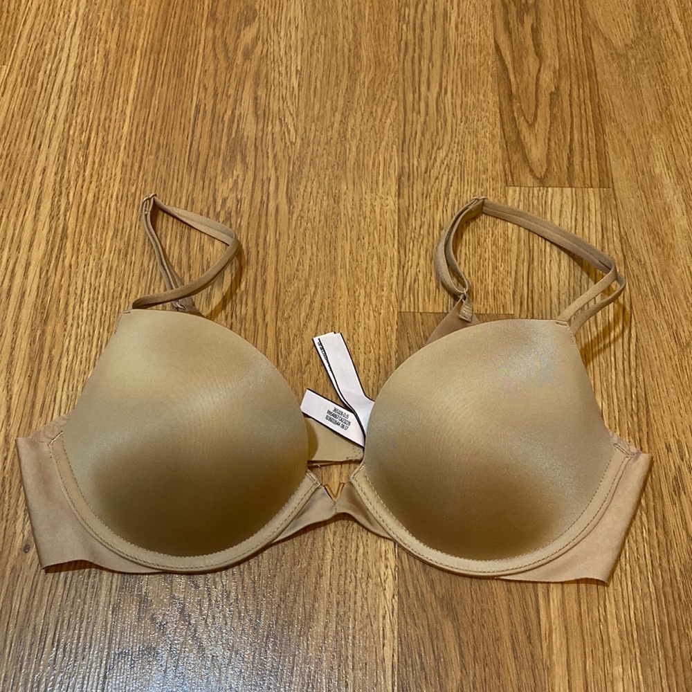 Victorias Secret push up bra